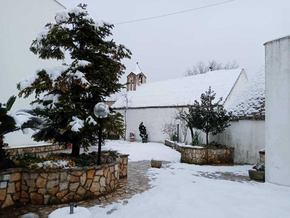 Trullo Amicizia Villa Alberobello Exterior photo